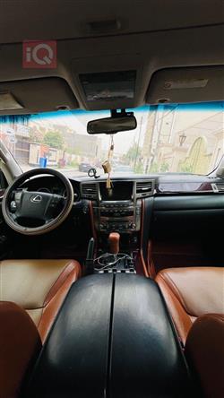 لكزس LX